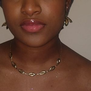 Set of 18k gold